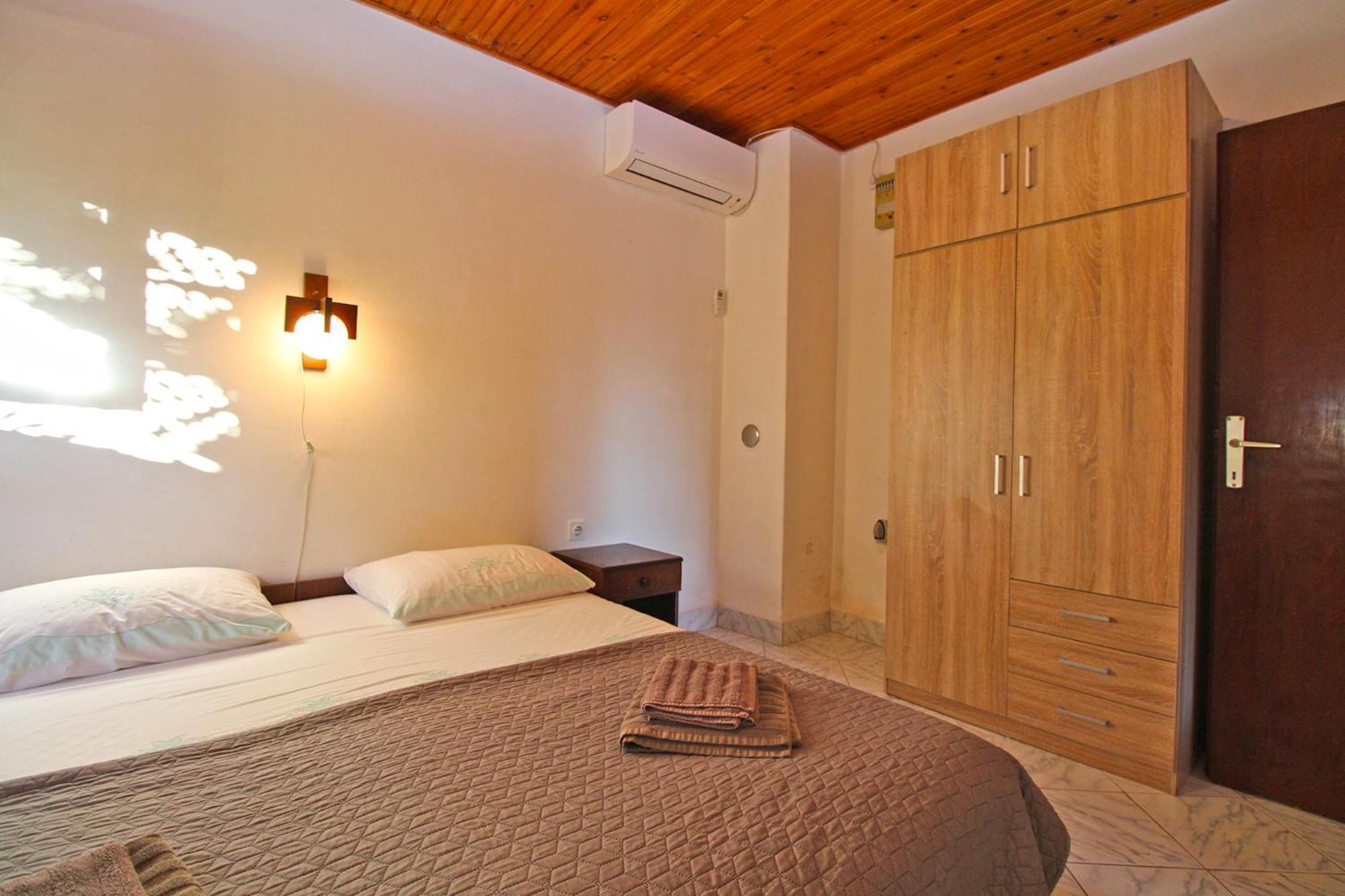 Apartments Evelina 1057 Пиешчана Увала Екстериор снимка